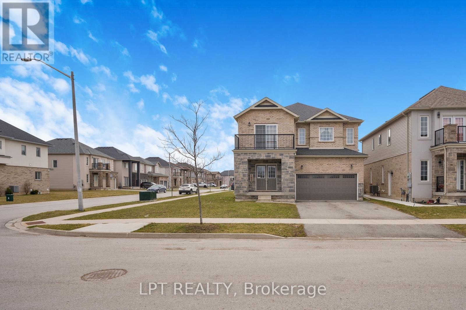 162 Mccabe Avenue, Welland, Ontario  L3B 0H6 - Photo 2 - X12885048