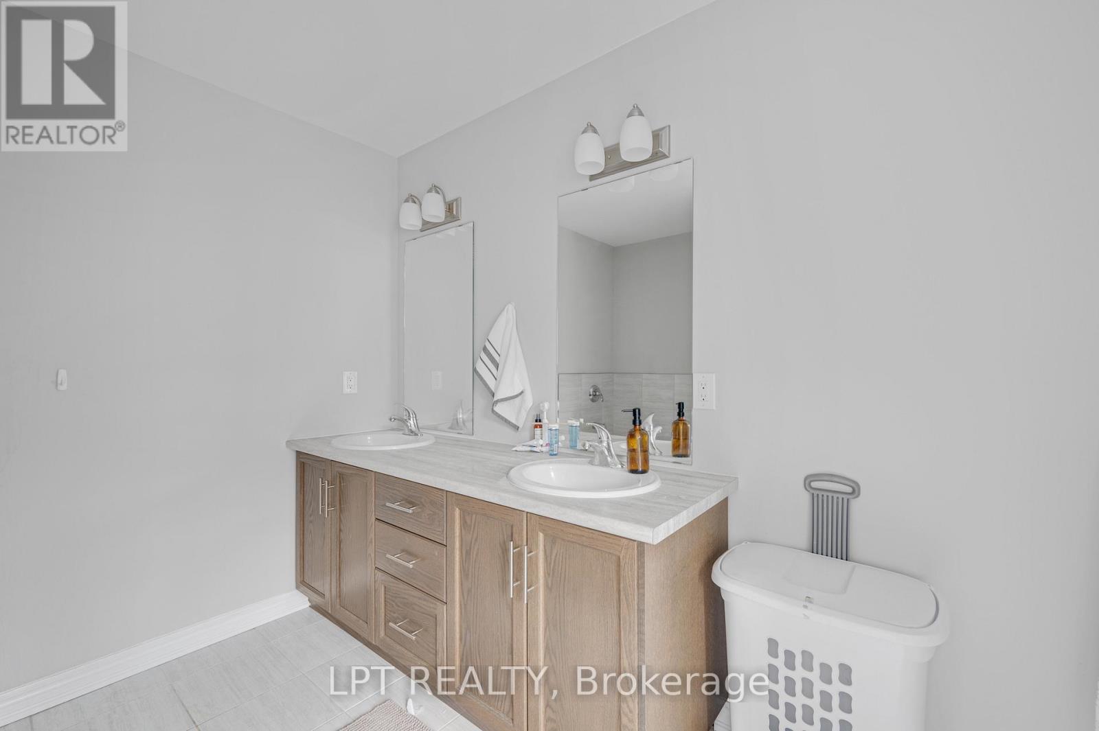 162 Mccabe Avenue, Welland, Ontario  L3B 0H6 - Photo 22 - X12885048