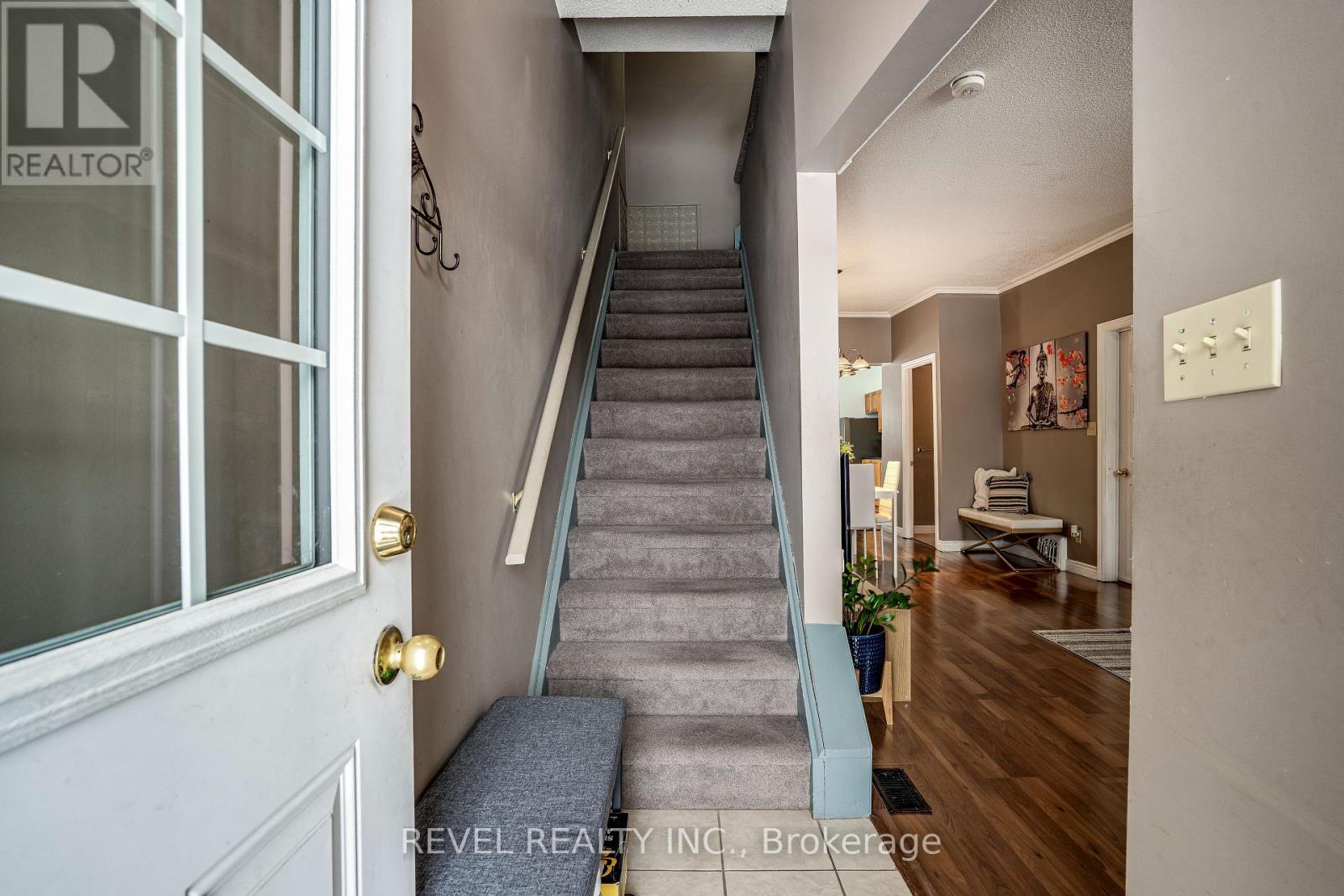 51 Tisdale Street N, Hamilton, Ontario  L8L 5M3 - Photo 5 - X12921496