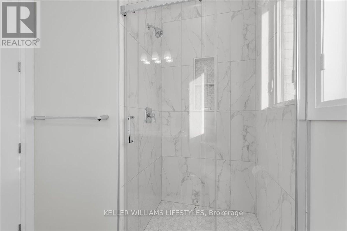 956 Eagletrace Drive, London North, Ontario  N6G 3X9 - Photo 31 - X12921610