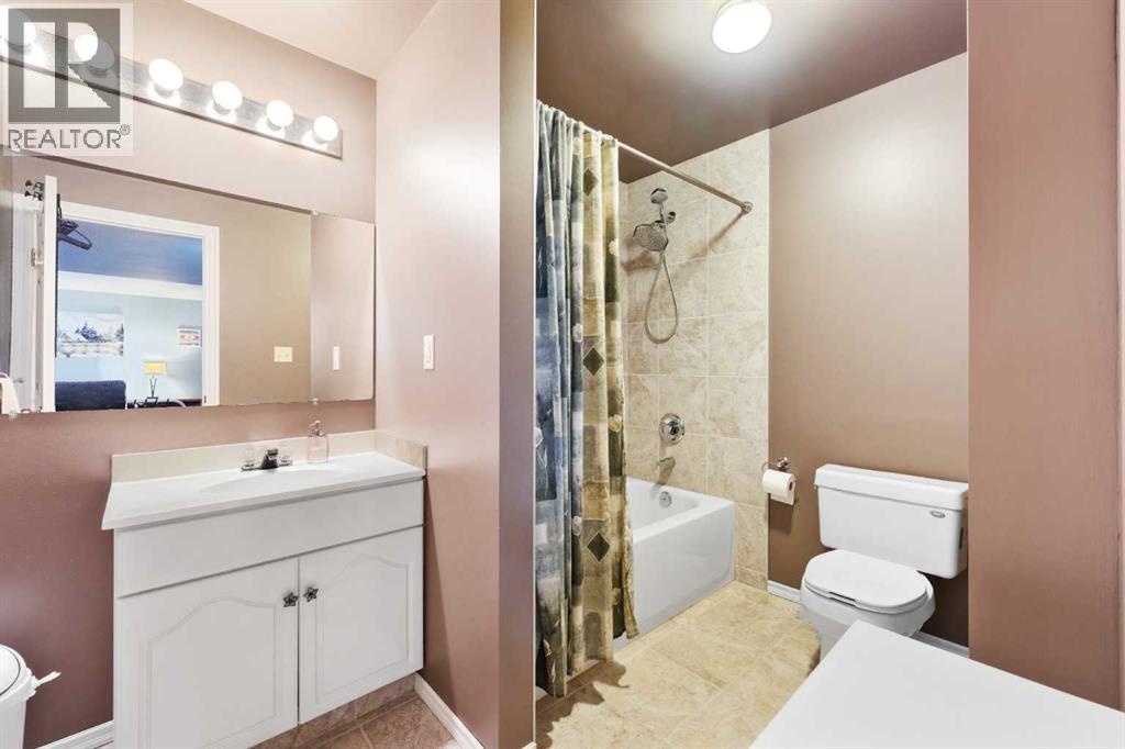 33 Tuscany Valley View Nw, Calgary, Alberta  T3L 2A5 - Photo 25 - A2293994