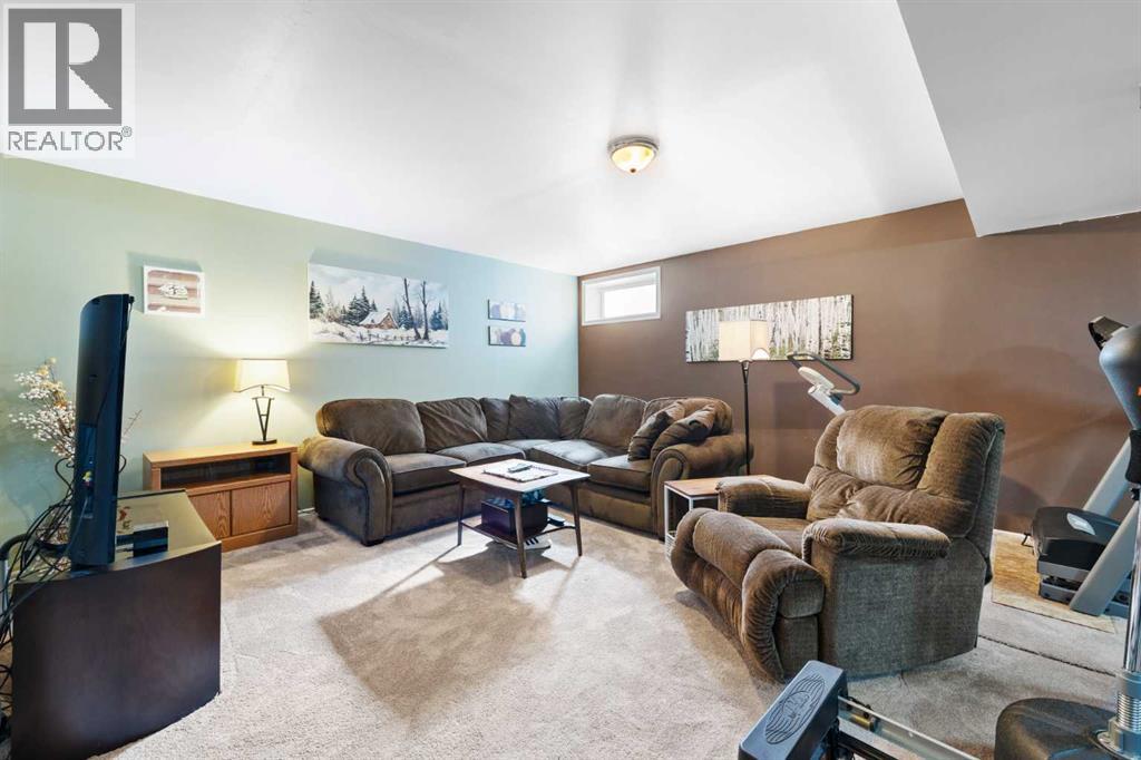 33 Tuscany Valley View Nw, Calgary, Alberta  T3L 2A5 - Photo 21 - A2293994