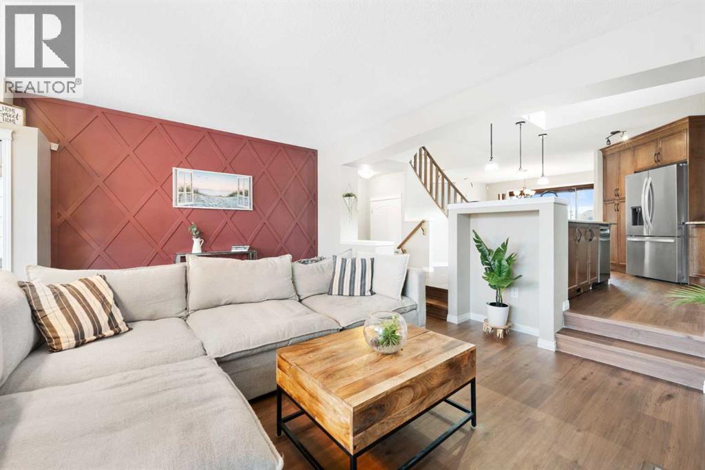 24 New Brighton Court Se, Calgary, Alberta  T2Z 0Y1 - Photo 7 - A2294863