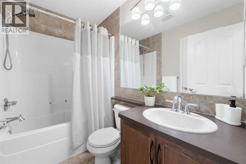 24 New Brighton Court Se, Calgary, Alberta  T2Z 0Y1 - Photo 27 - A2294863