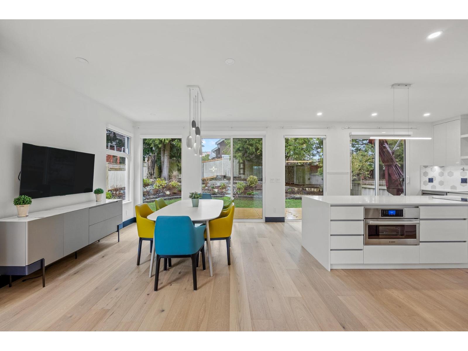 15497 Rosemary Heights Crescent, Surrey, British Columbia  V3Z 0K2 - Photo 10 - R3103536