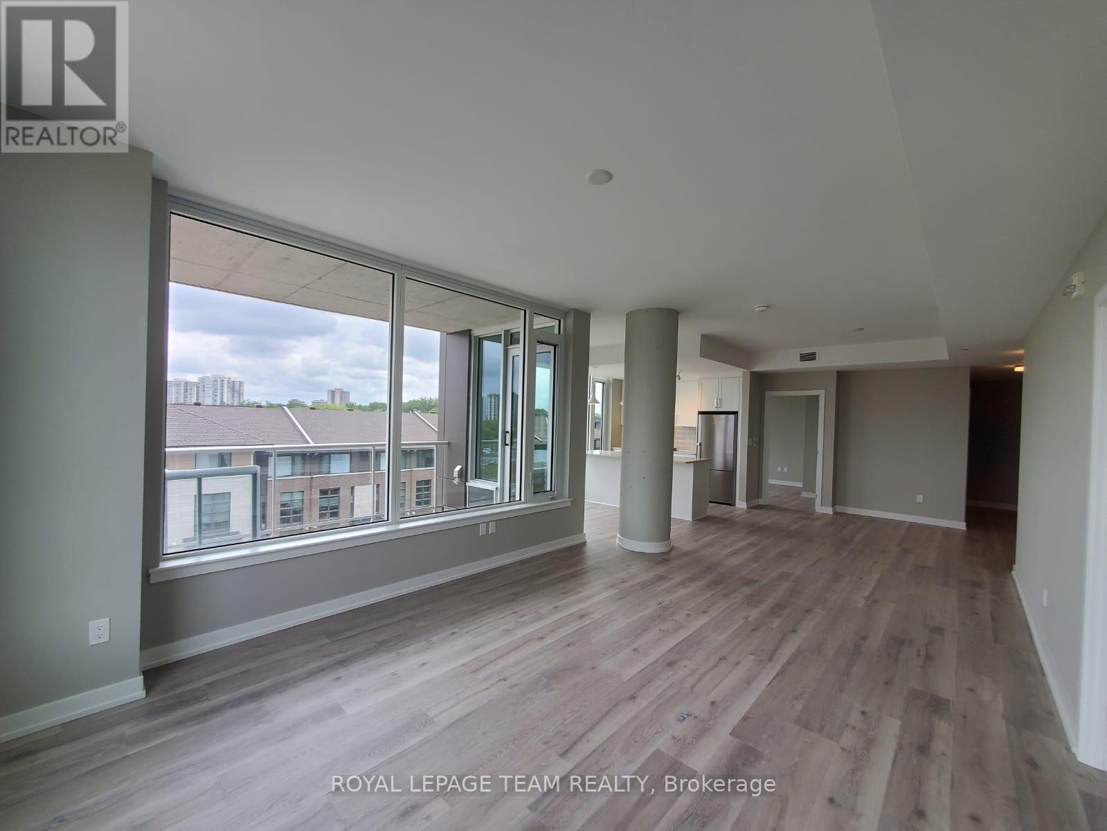 408 - 570 De Mazenod Avenue, Ottawa, Ontario  K1S 1C3 - Photo 4 - X12921586