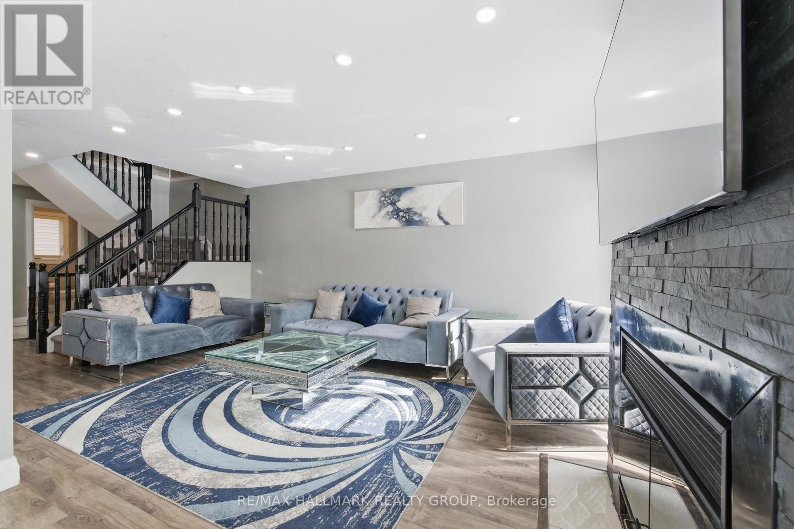 1924 Ashmont Street, Ottawa, Ontario  K1C 7B9 - Photo 10 - X12921628