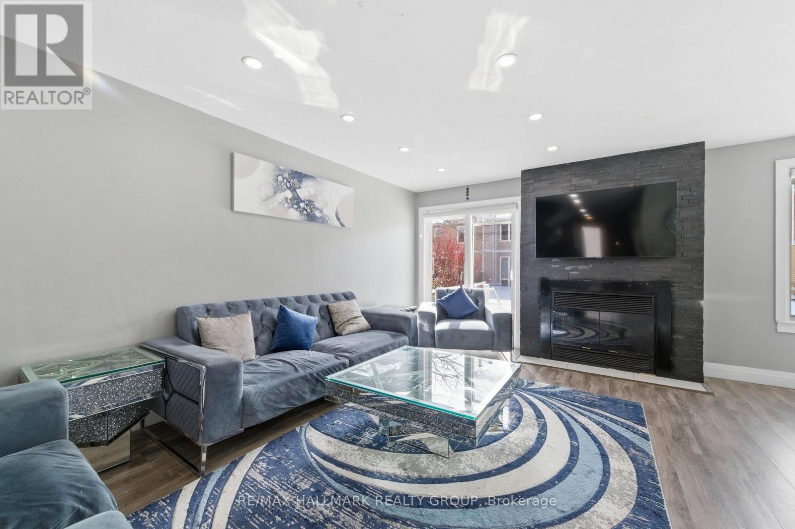 1924 Ashmont Street, Ottawa, Ontario  K1C 7B9 - Photo 14 - X12921628