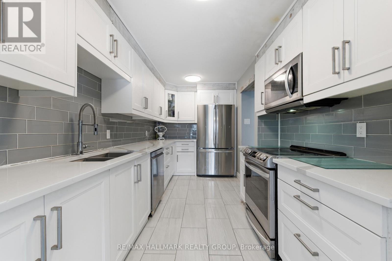 1924 Ashmont Street, Ottawa, Ontario  K1C 7B9 - Photo 17 - X12921628