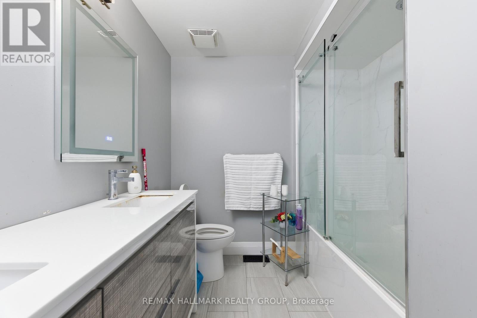 1924 Ashmont Street, Ottawa, Ontario  K1C 7B9 - Photo 29 - X12921628