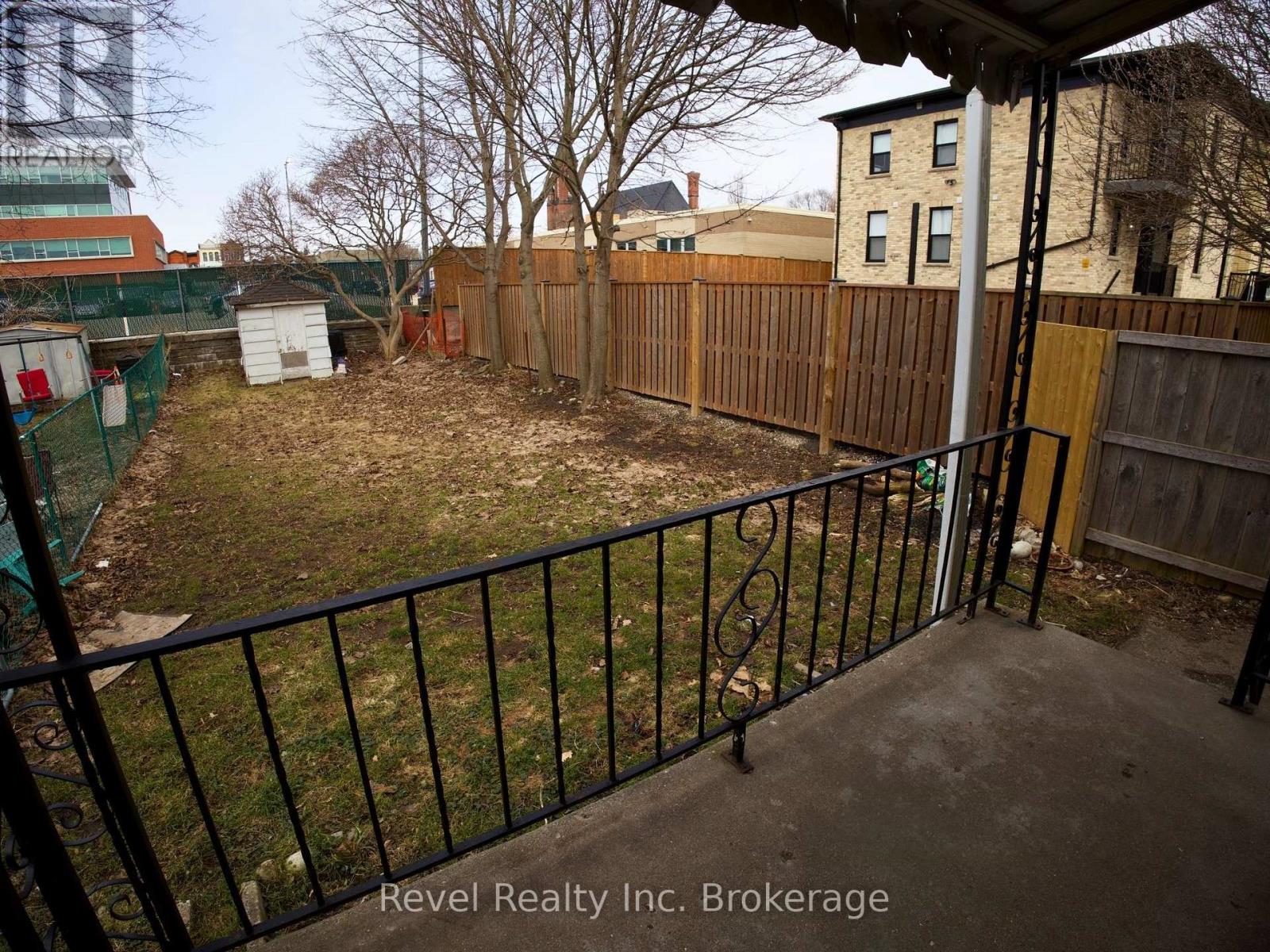 B - 511 King Street, Woodstock, Ontario  N4S 1M7 - Photo 3 - X12921596