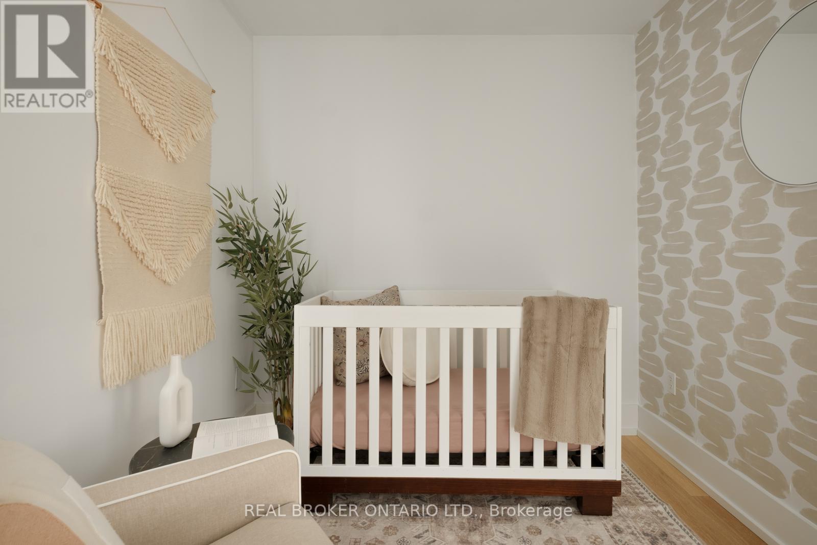 276 Gowan Avenue, Toronto, Ontario  M4J 2K6 - Photo 27 - E12921380