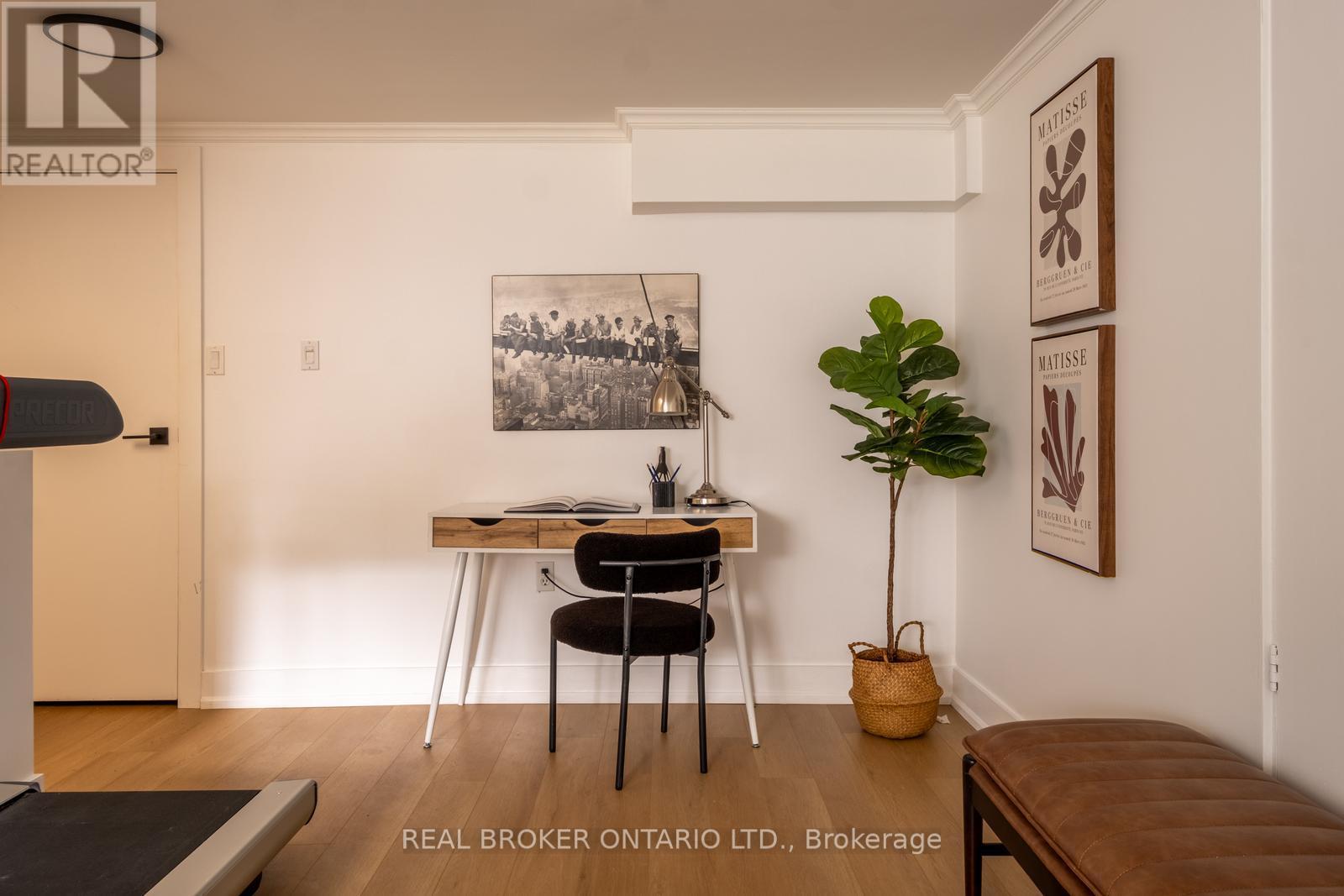 276 Gowan Avenue, Toronto, Ontario  M4J 2K6 - Photo 40 - E12921380