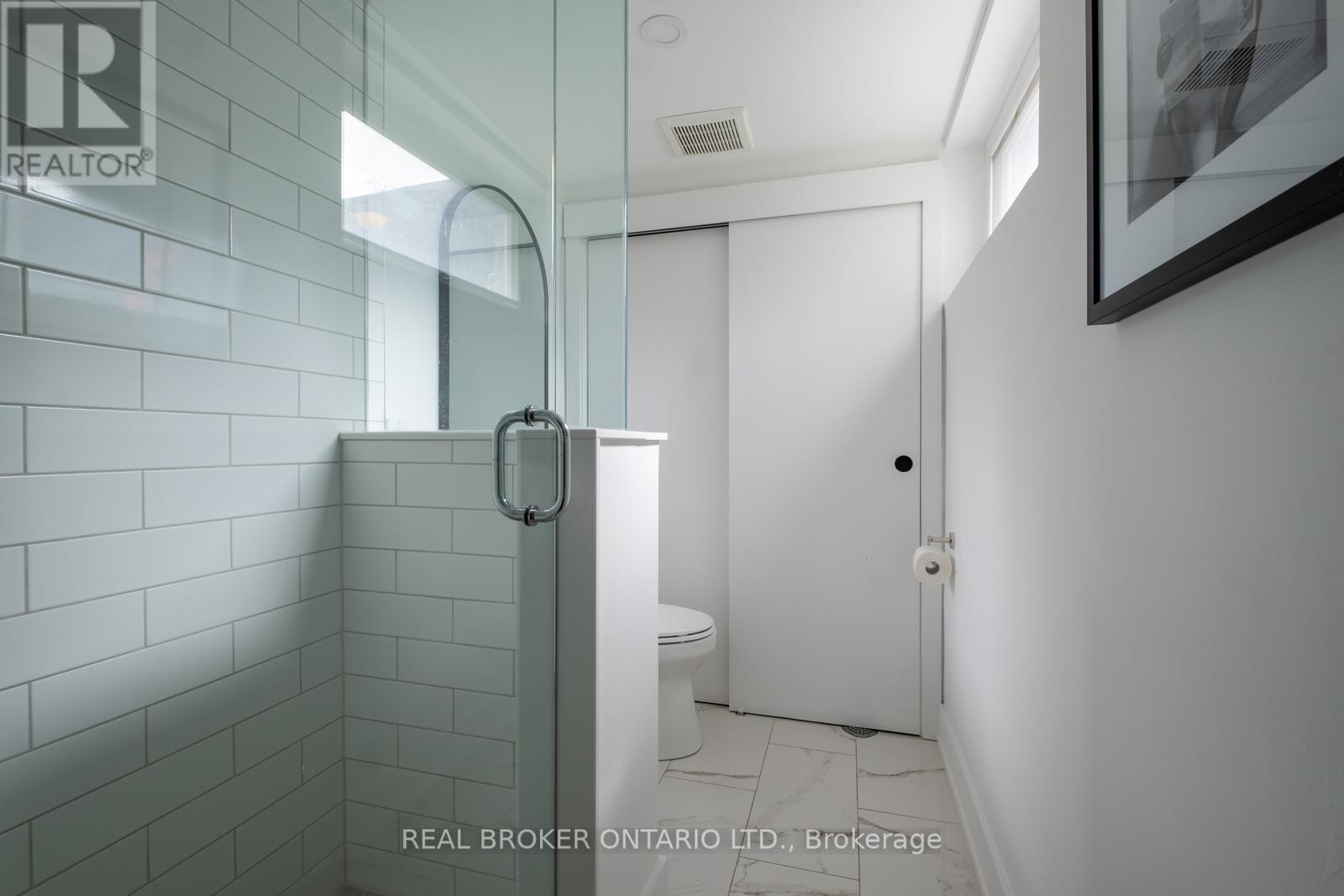 276 Gowan Avenue, Toronto, Ontario  M4J 2K6 - Photo 42 - E12921380