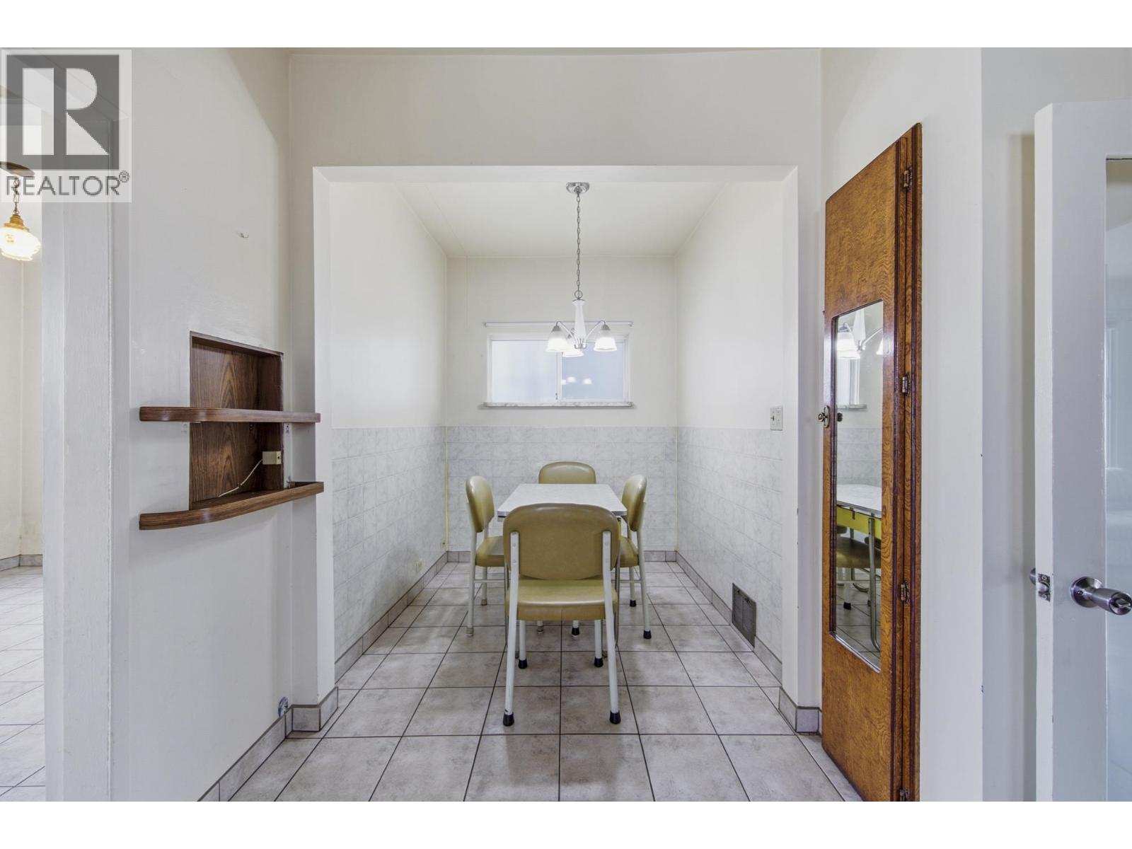 3521 Triumph Street, Vancouver, British Columbia  V5K 1V2 - Photo 7 - R3103543