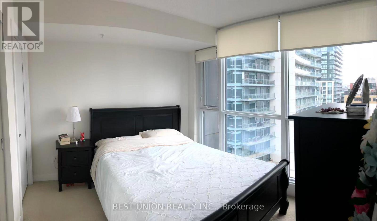 1502 - 295 Adelaide Street W, Toronto, Ontario  M5V 1P7 - Photo 11 - C12921554