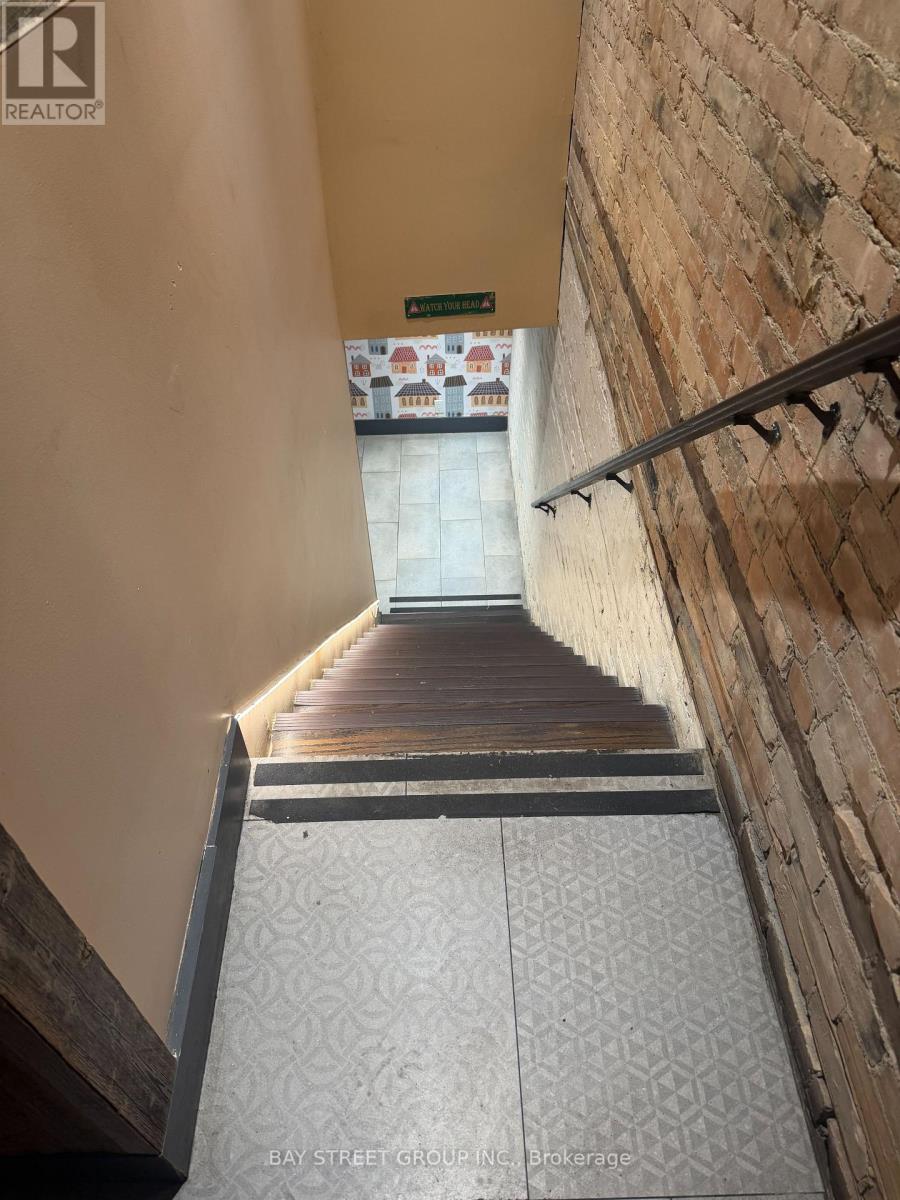 409 Spadina Avenue, Toronto (Kensington-Chinatown), Ontario  M5T 2G6 - Photo 11 - C12921580