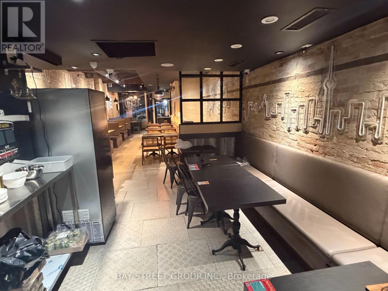 409 Spadina Avenue, Toronto (Kensington-Chinatown), Ontario  M5T 2G6 - Photo 5 - C12921580