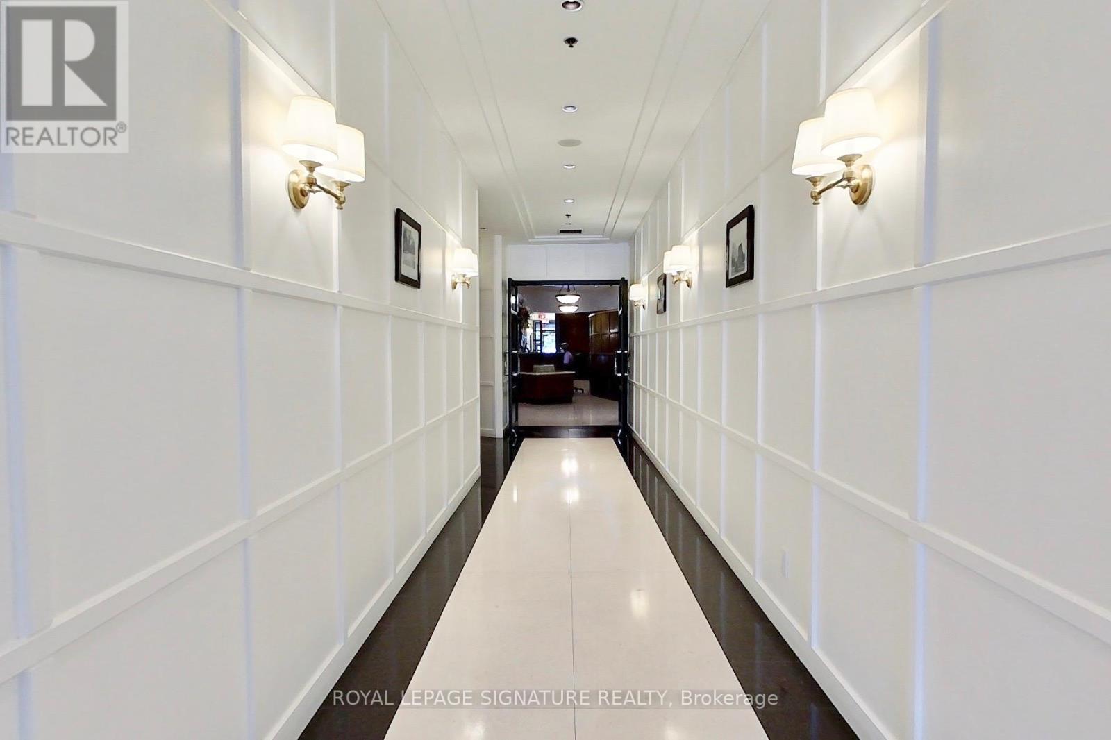 810 - 102 Bloor Street W, Toronto, Ontario  M5S 1M8 - Photo 11 - C12921584