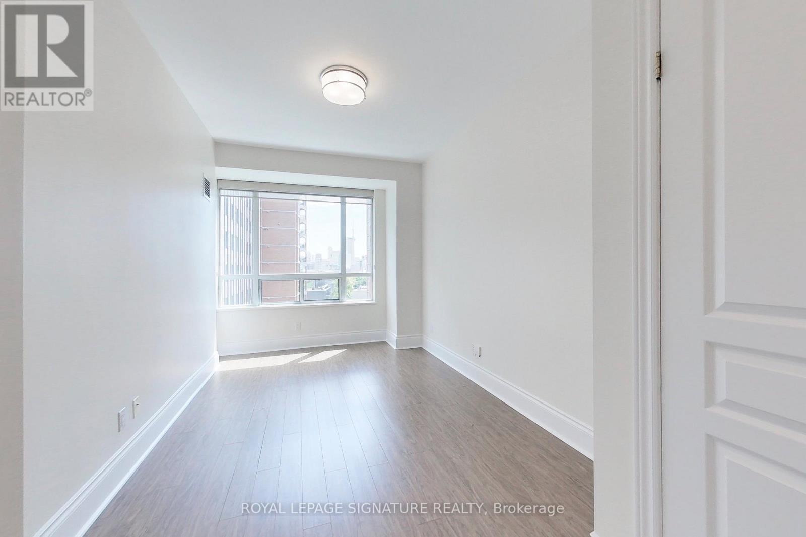810 - 102 Bloor Street W, Toronto, Ontario  M5S 1M8 - Photo 6 - C12921584