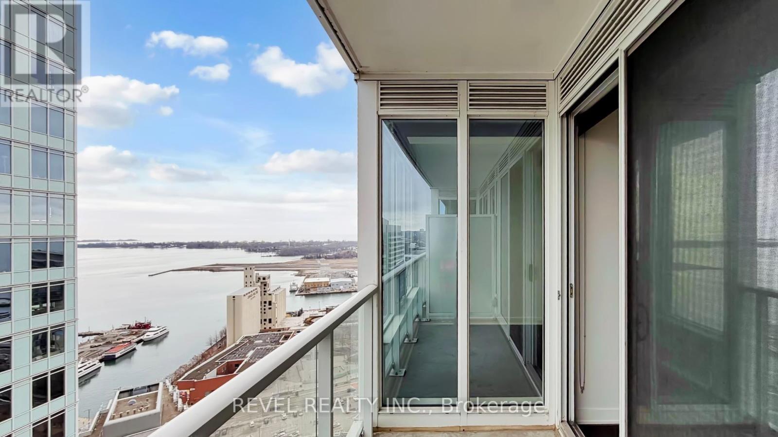 3710 - 19 Bathurst Street, Toronto (Waterfront Communities), Ontario  M5V 0N2 - Photo 13 - C12921592