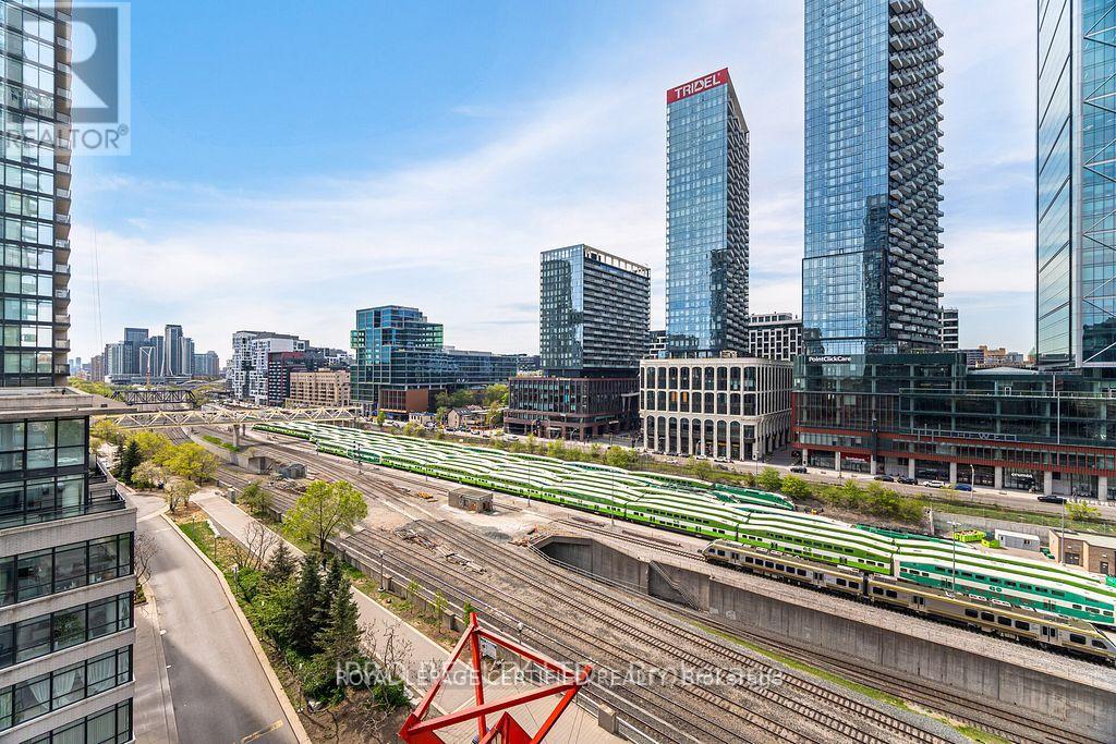 1015 - 25 Telegram Mews, Toronto, Ontario  M5V 3Z1 - Photo 32 - C12921622