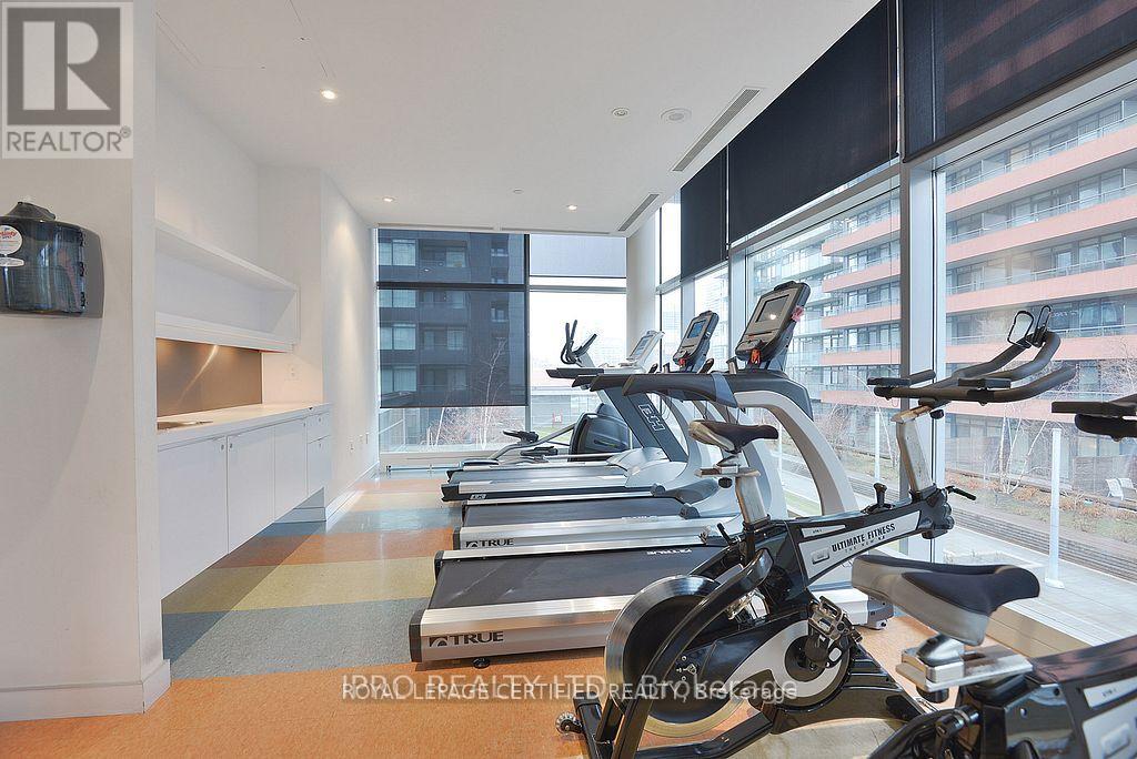 1015 - 25 Telegram Mews, Toronto, Ontario  M5V 3Z1 - Photo 36 - C12921622