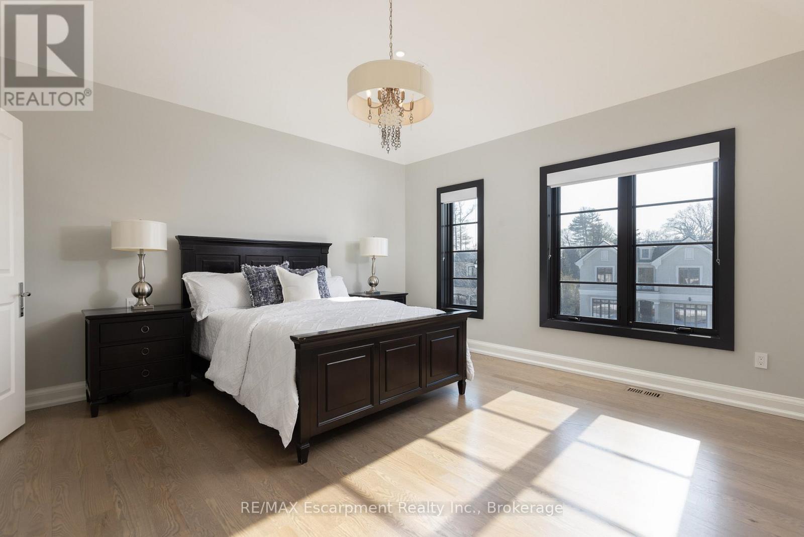 15 Lambert Common, Oakville, Ontario  L6K 0H6 - Photo 28 - W12919550