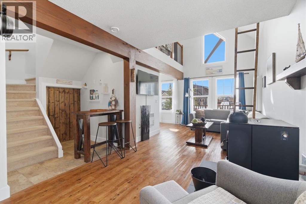 212 Cottageclub Crescent, Rural Rocky View County, Alberta  T2K 1B3 - Photo 15 - A2291790