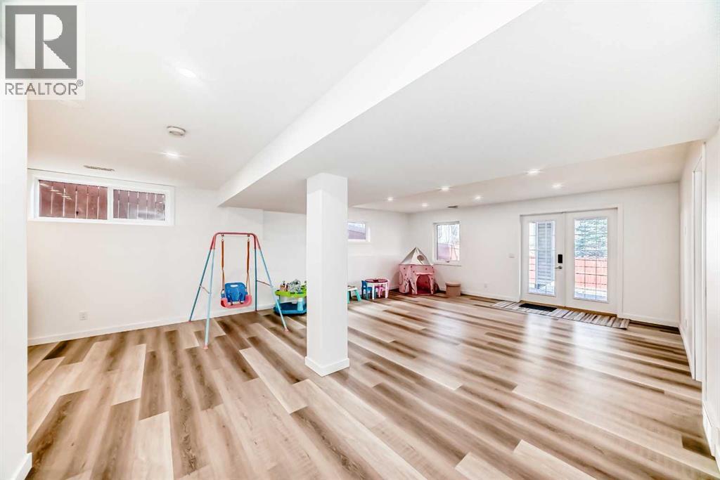 148 Hawkmere Way, Chestermere, Alberta  T1X 0C8 - Photo 38 - A2294598