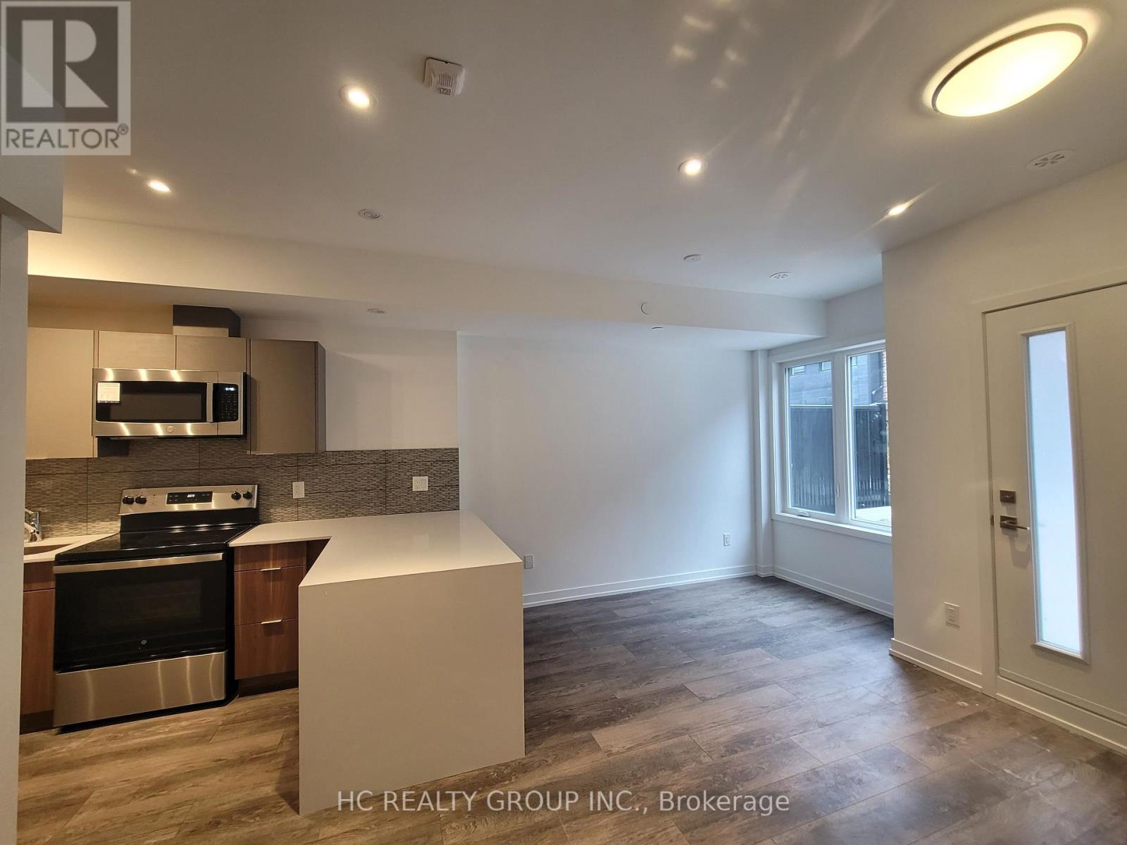 17 - 3079 Pharmacy Avenue, Toronto, Ontario  M1W 2H1 - Photo 4 - E12921560