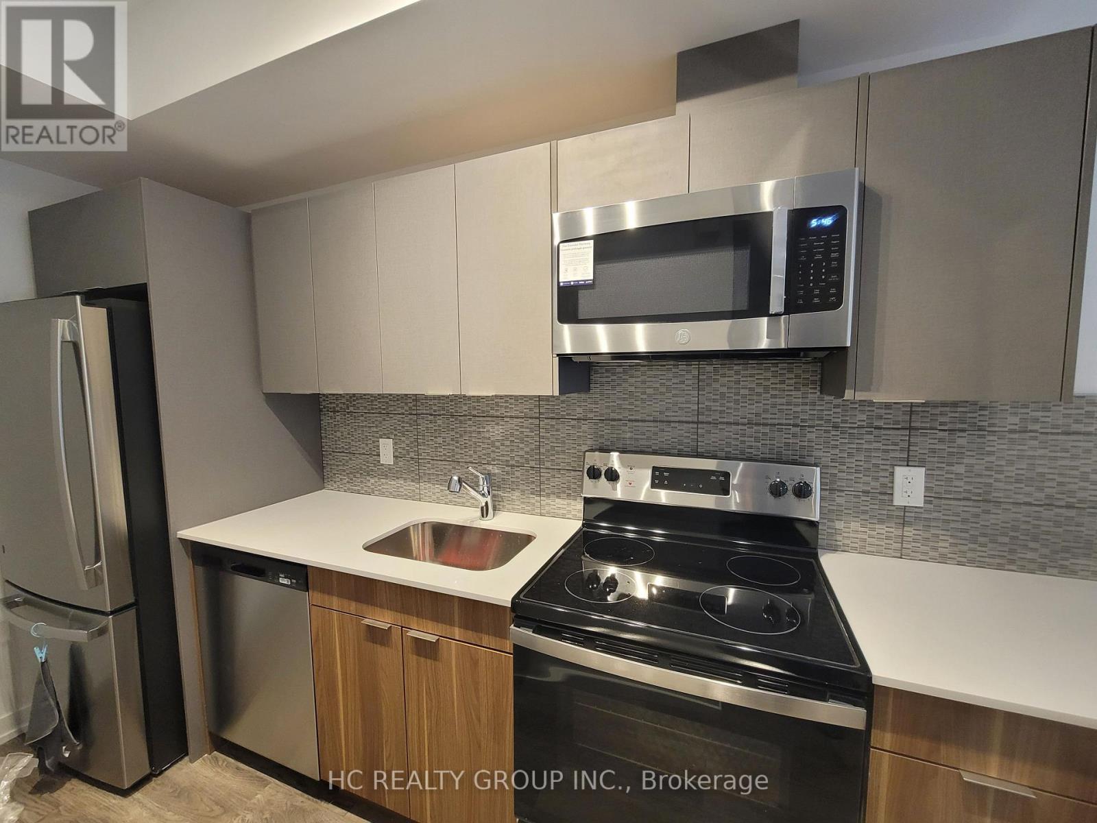 17 - 3079 Pharmacy Avenue, Toronto, Ontario  M1W 2H1 - Photo 8 - E12921560