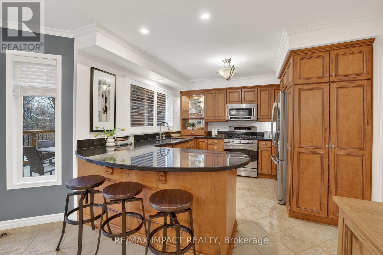 2348 Wildwood Crescent, Pickering, Ontario  L1X 2N1 - Photo 12 - E12921616