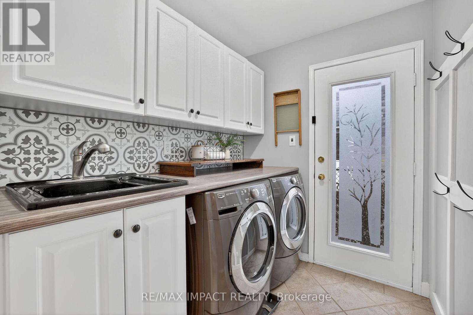 2348 Wildwood Crescent, Pickering, Ontario  L1X 2N1 - Photo 20 - E12921616