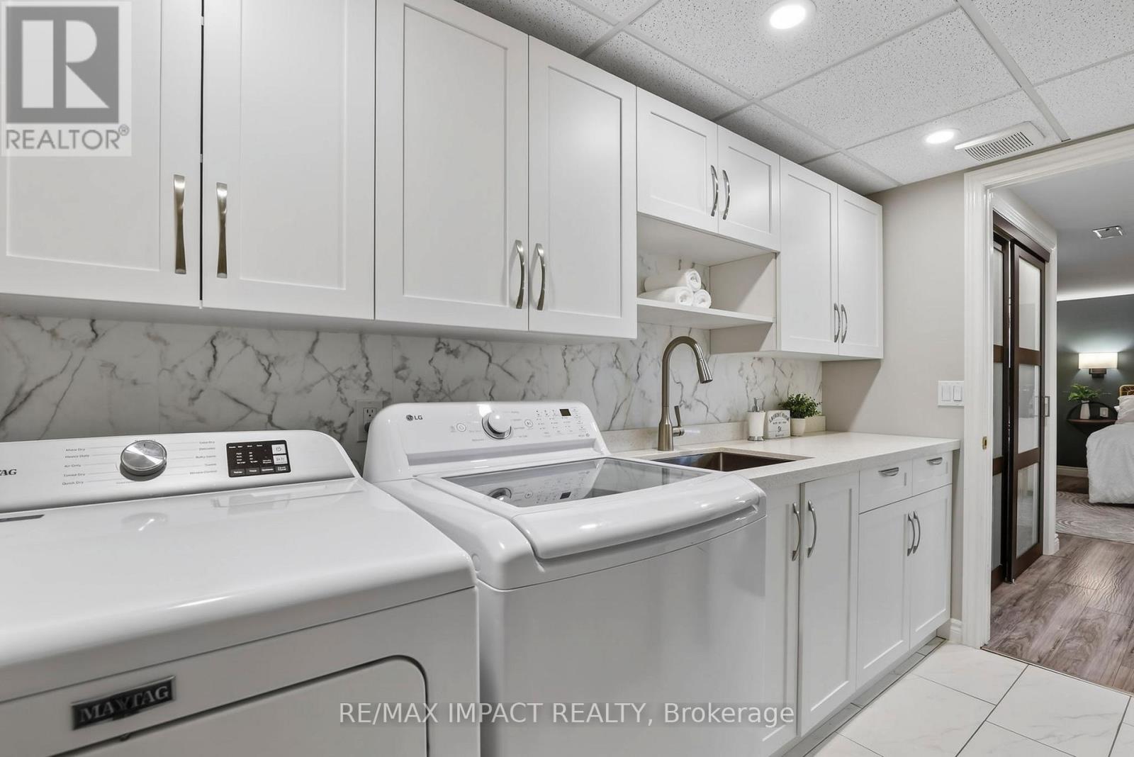 2348 Wildwood Crescent, Pickering, Ontario  L1X 2N1 - Photo 45 - E12921616