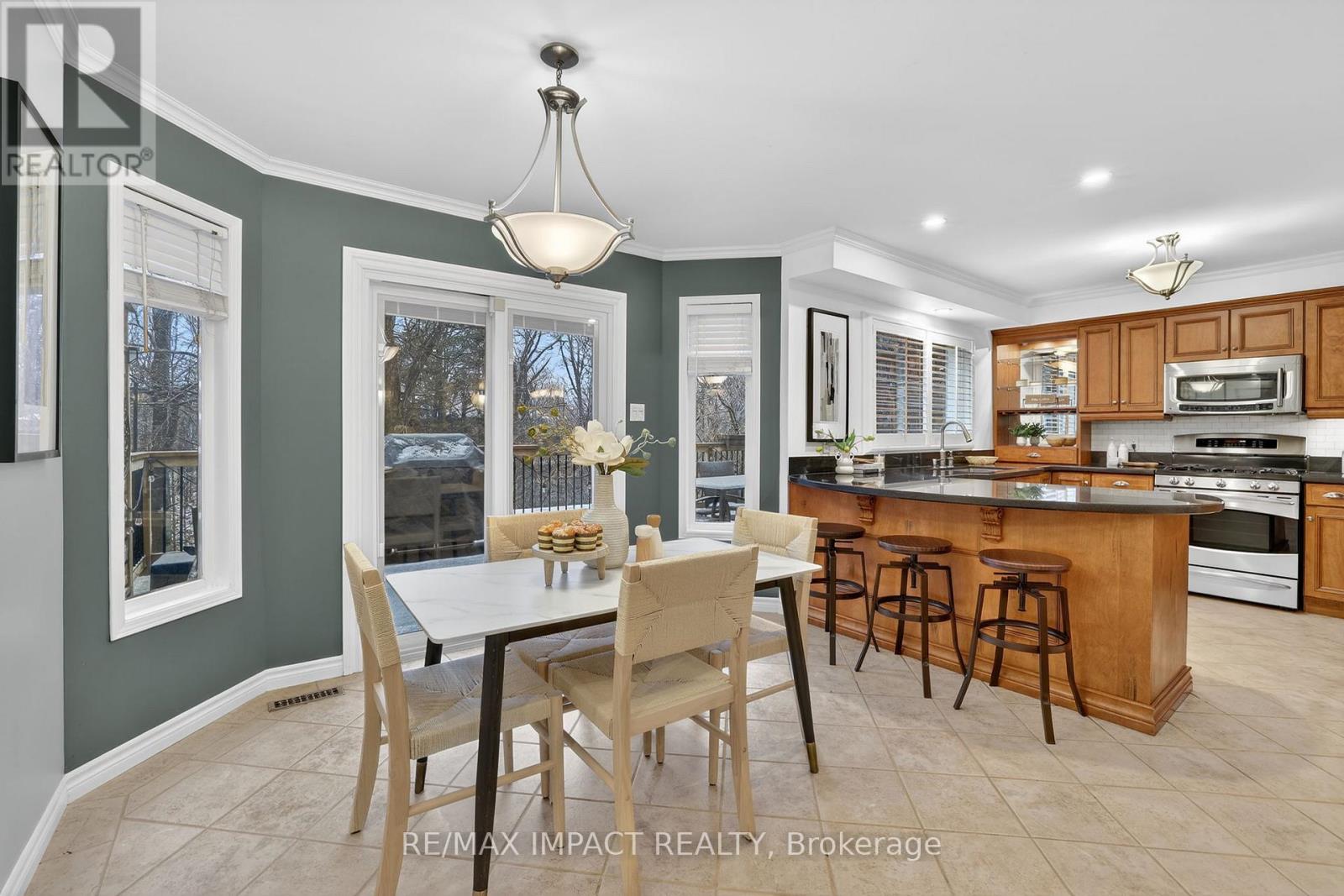 2348 Wildwood Crescent, Pickering, Ontario  L1X 2N1 - Photo 8 - E12921616