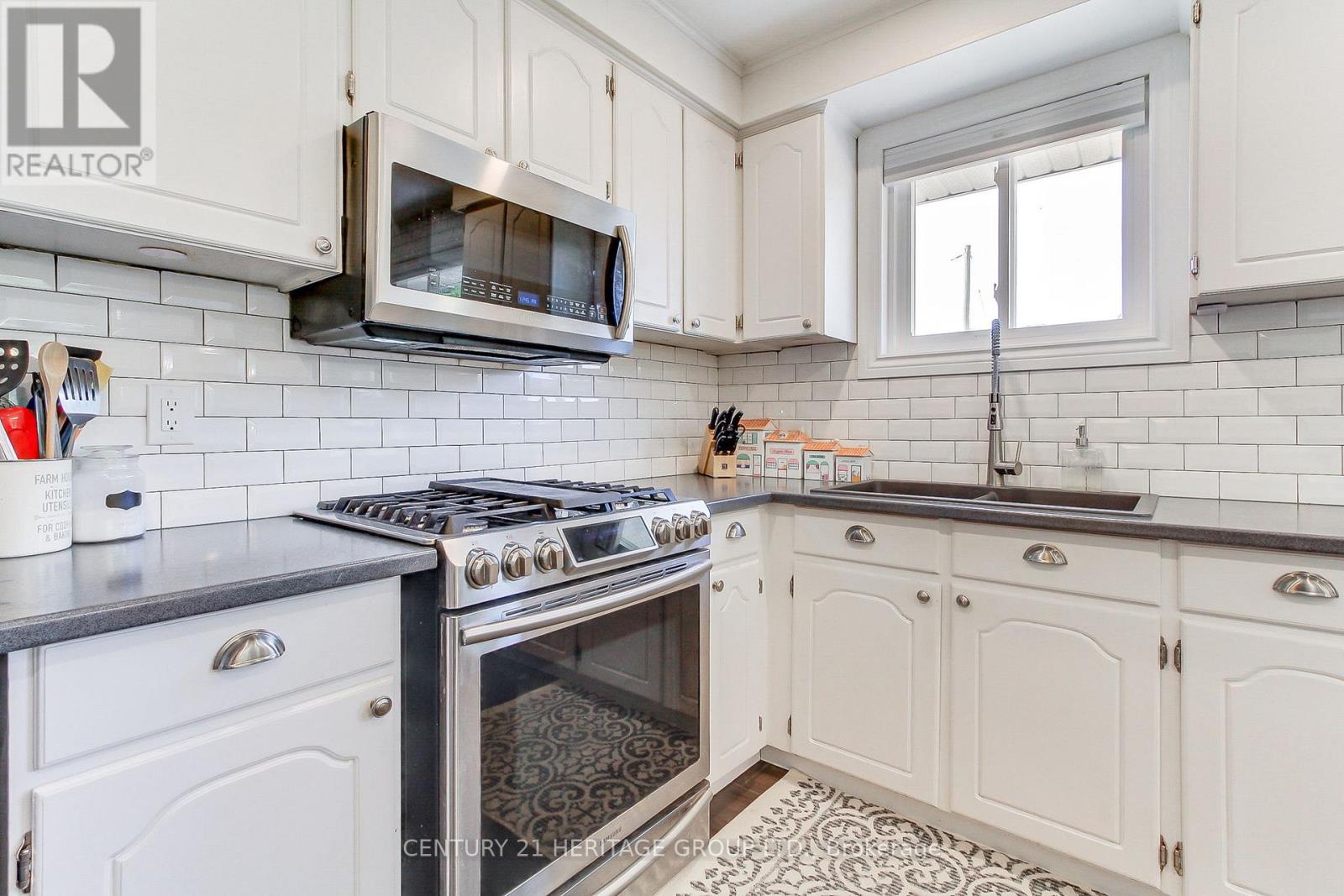 50 Marine Drive, Innisfil, Ontario  L0L 1R0 - Photo 14 - N12921602