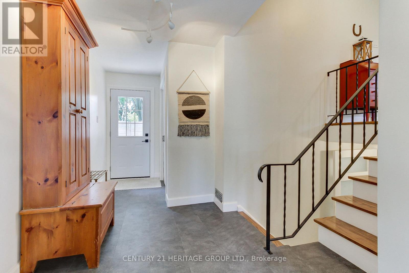 50 Marine Drive, Innisfil, Ontario  L0L 1R0 - Photo 6 - N12921602