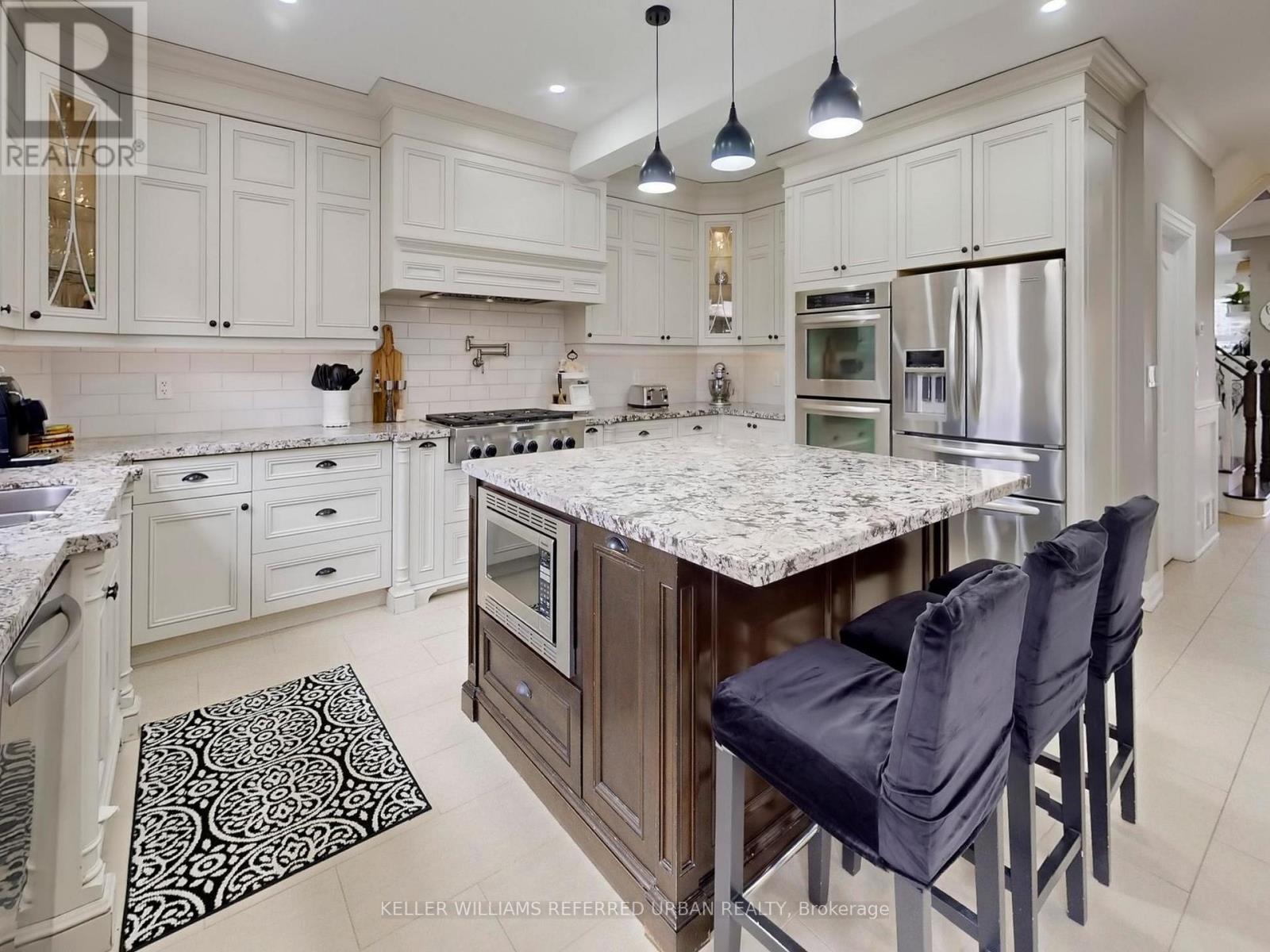 208 Maria Antonia Road, Vaughan, Ontario  L4H 2Z4 - Photo 16 - N12921608