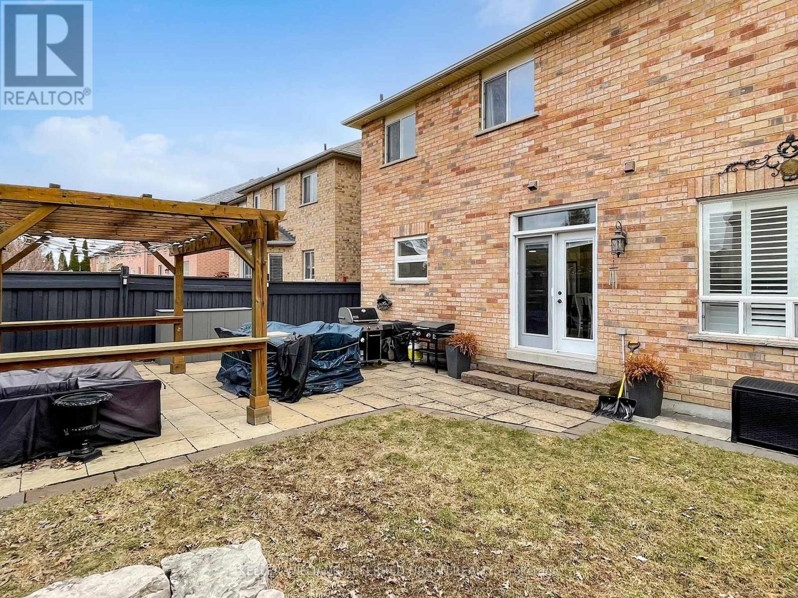 208 Maria Antonia Road, Vaughan, Ontario  L4H 2Z4 - Photo 40 - N12921608