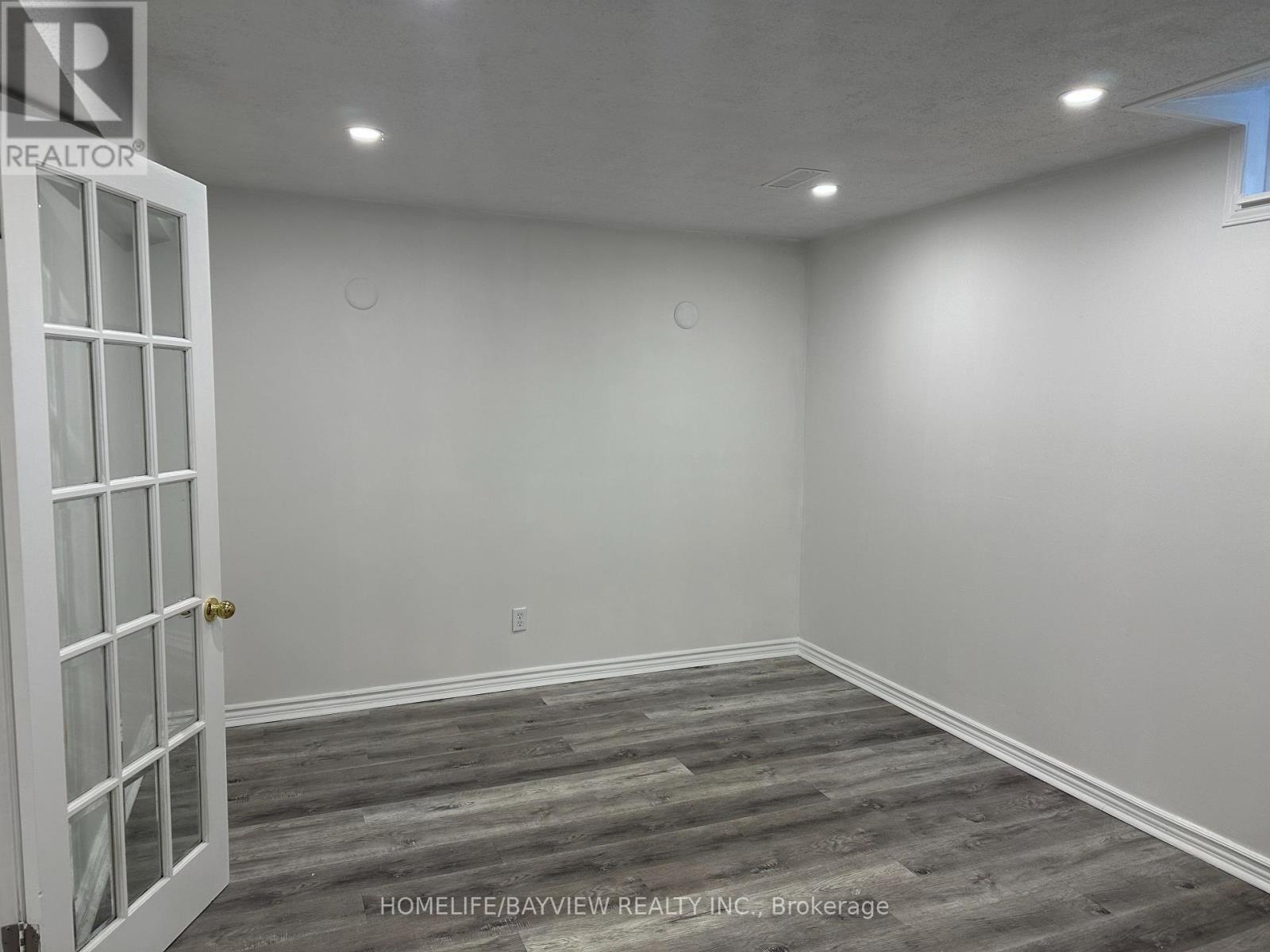 36 Rosanna(Lower Level) Crescent, Vaughan, Ontario  L6A 2T3 - Photo 14 - N12921642