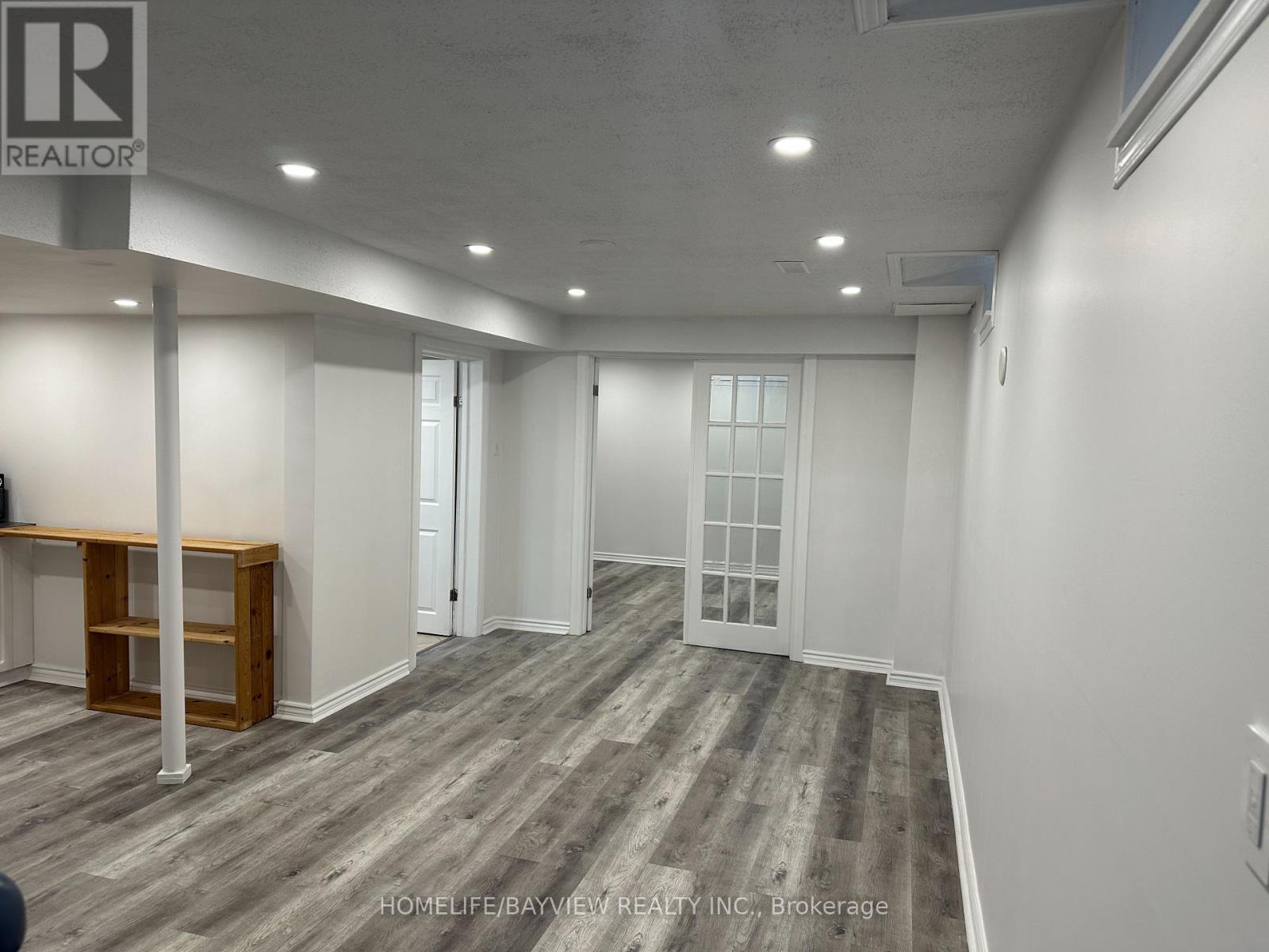 36 Rosanna(Lower Level) Crescent, Vaughan, Ontario  L6A 2T3 - Photo 4 - N12921642