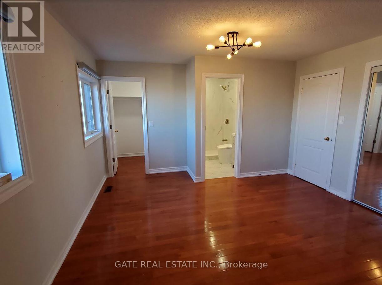 91 Primeau Drive, Aurora, Ontario  L4G 6Z3 - Photo 9 - N12921646