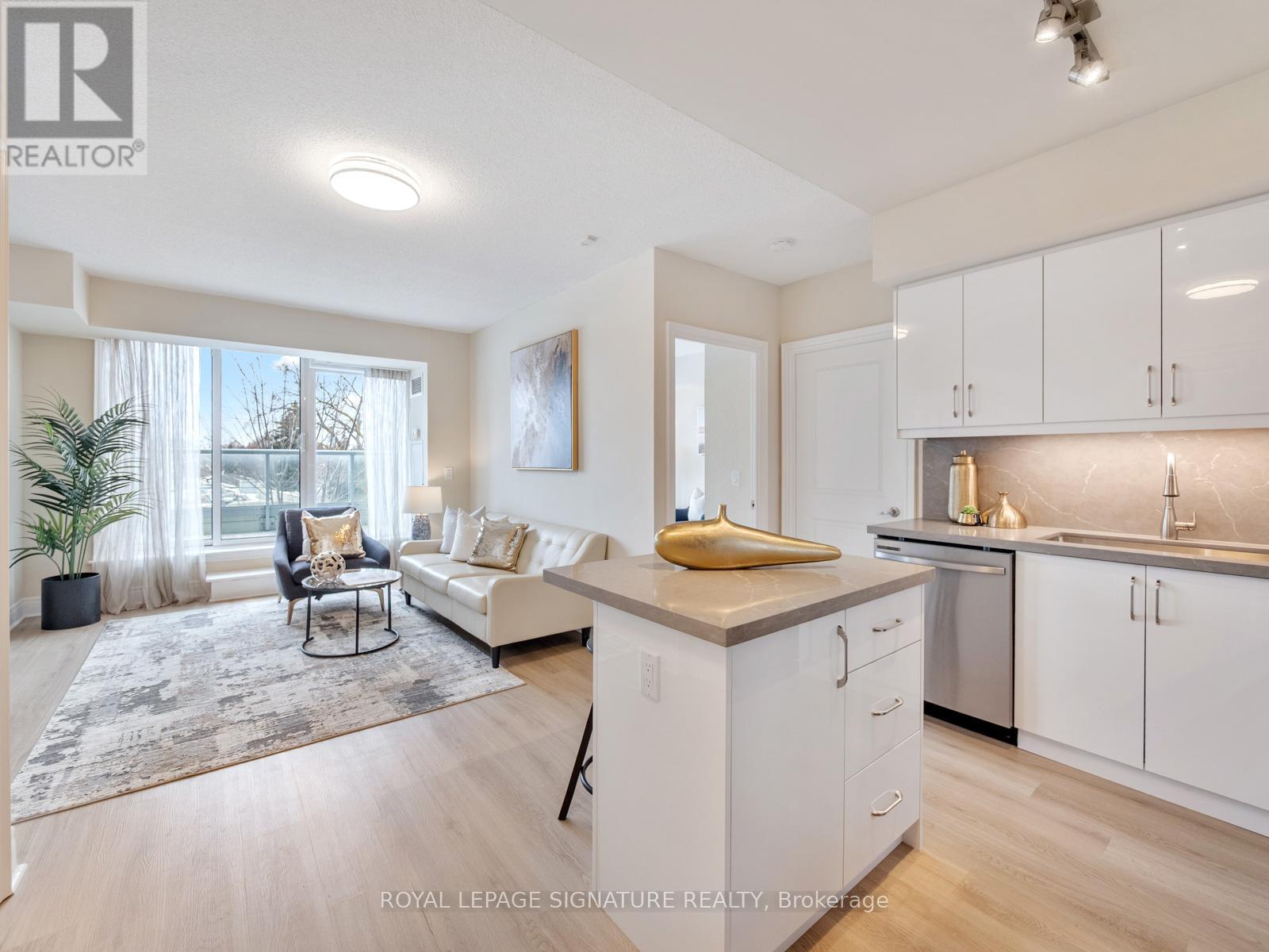 324 - 701 Sheppard Avenue W, Toronto, Ontario M3H 2S7 - Photo 2 - C12919236