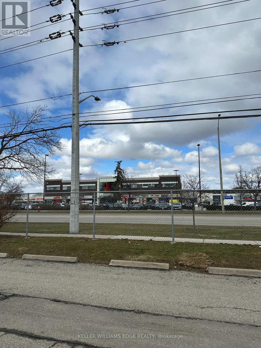 56 - 7255 Dooley Drive, Mississauga, Ontario  L4T 2S7 - Photo 2 - W12921570