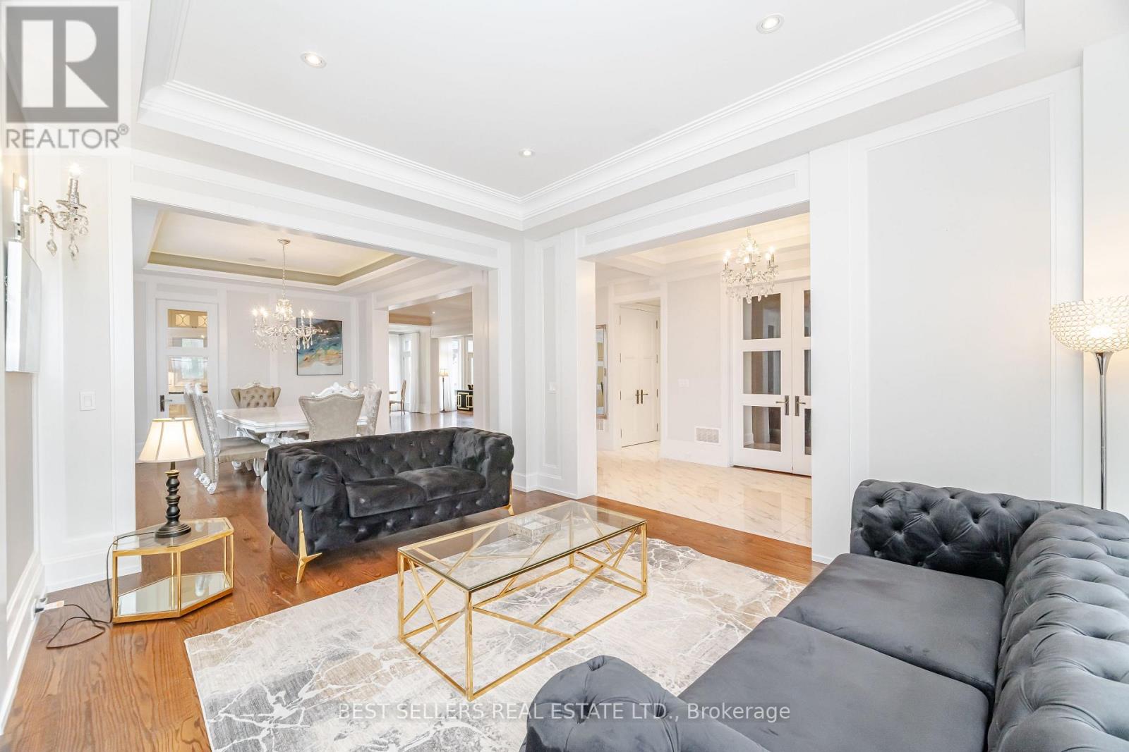 898 Parkland Ave Avenue, Mississauga, Ontario  L5H 3H1 - Photo 10 - W12921574