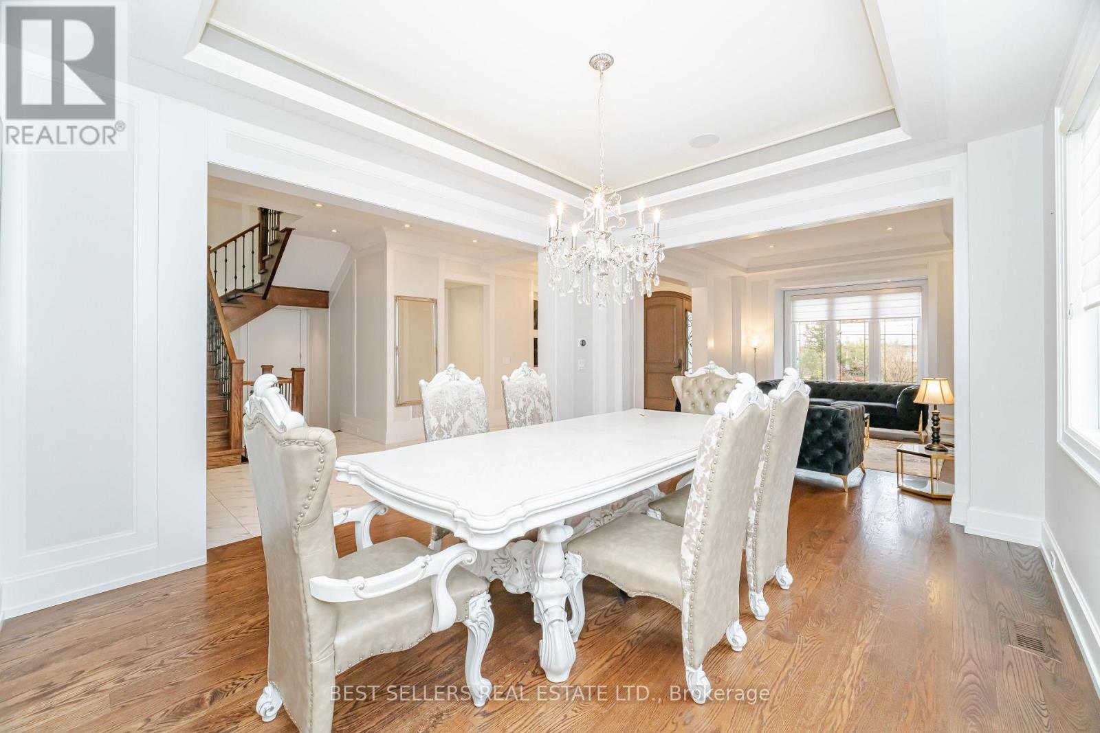 898 Parkland Ave Avenue, Mississauga, Ontario  L5H 3H1 - Photo 11 - W12921574