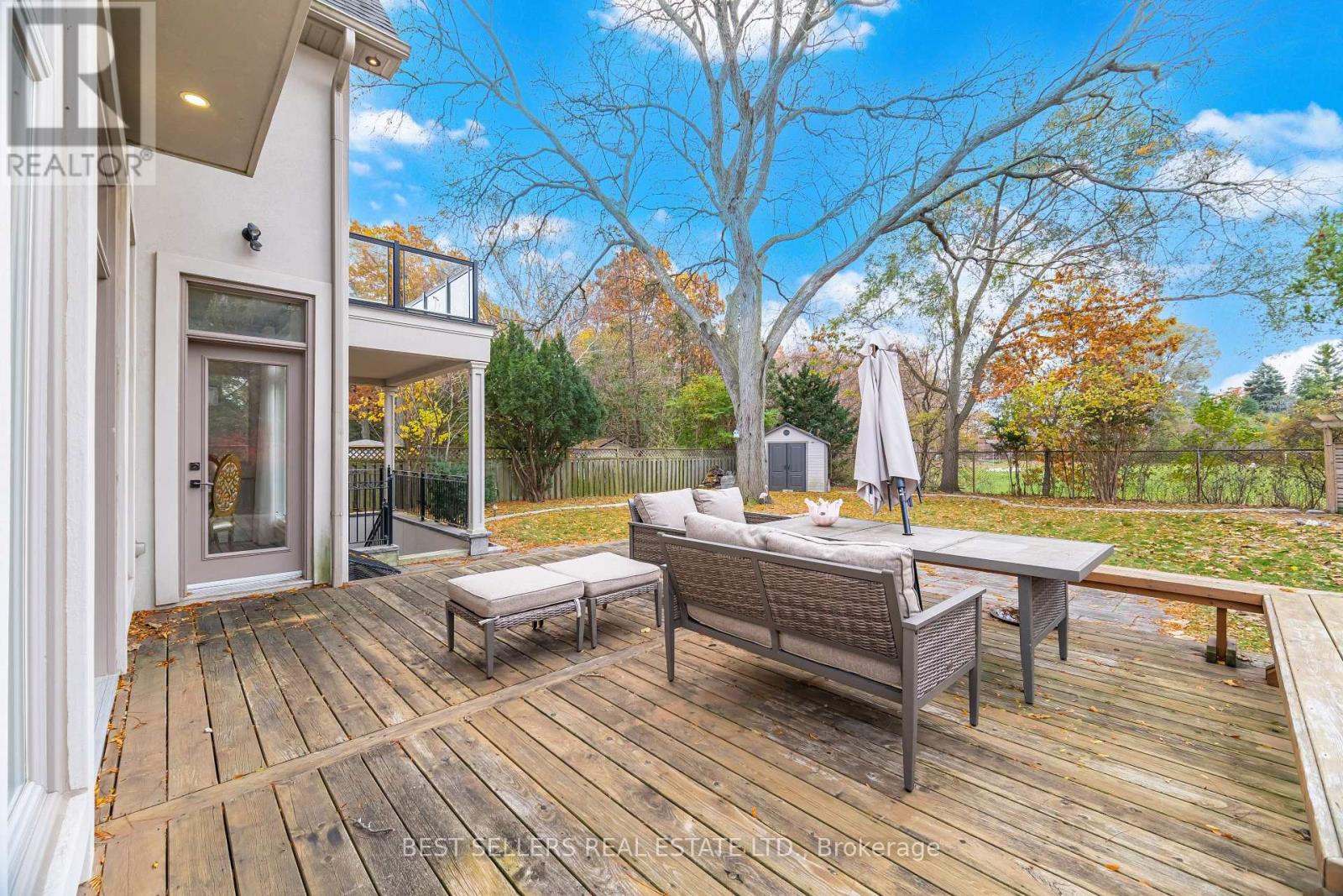 898 Parkland Ave Avenue, Mississauga, Ontario  L5H 3H1 - Photo 20 - W12921574