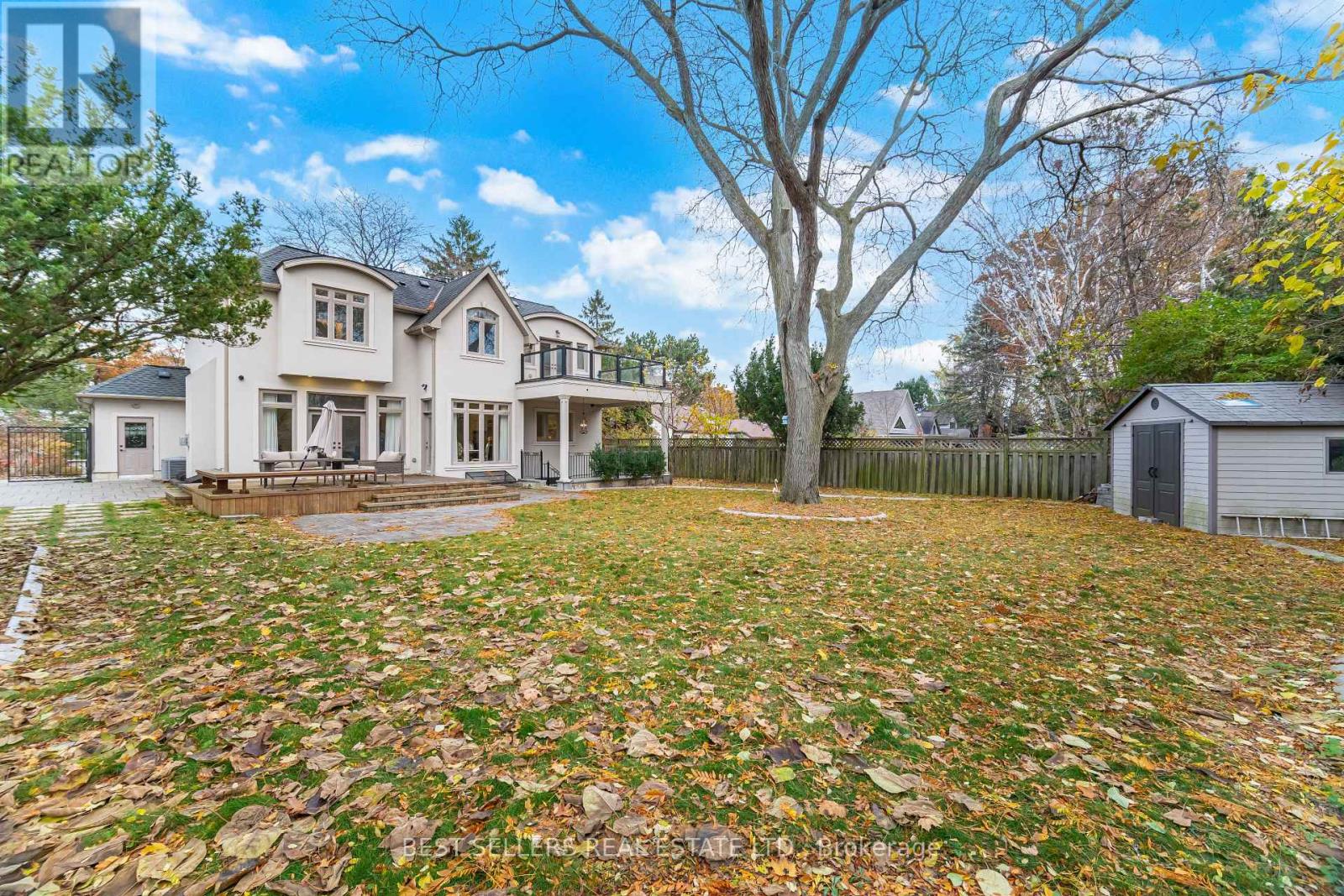 898 Parkland Ave Avenue, Mississauga, Ontario  L5H 3H1 - Photo 25 - W12921574