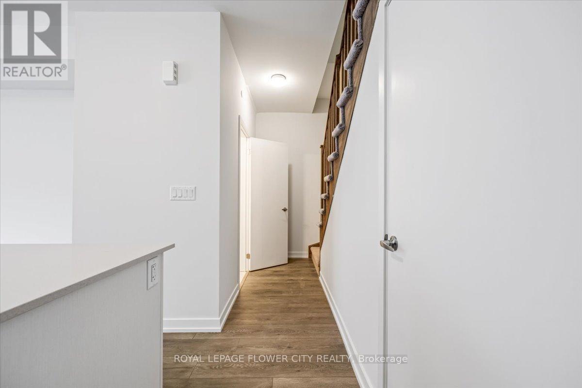 3 - 3421 Ridgeway Drive, Mississauga, Ontario  L5L 0C1 - Photo 13 - W12921638
